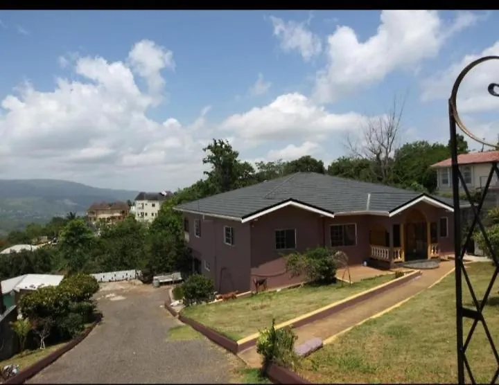 Tashari-Dae Inn Luxury Suite location